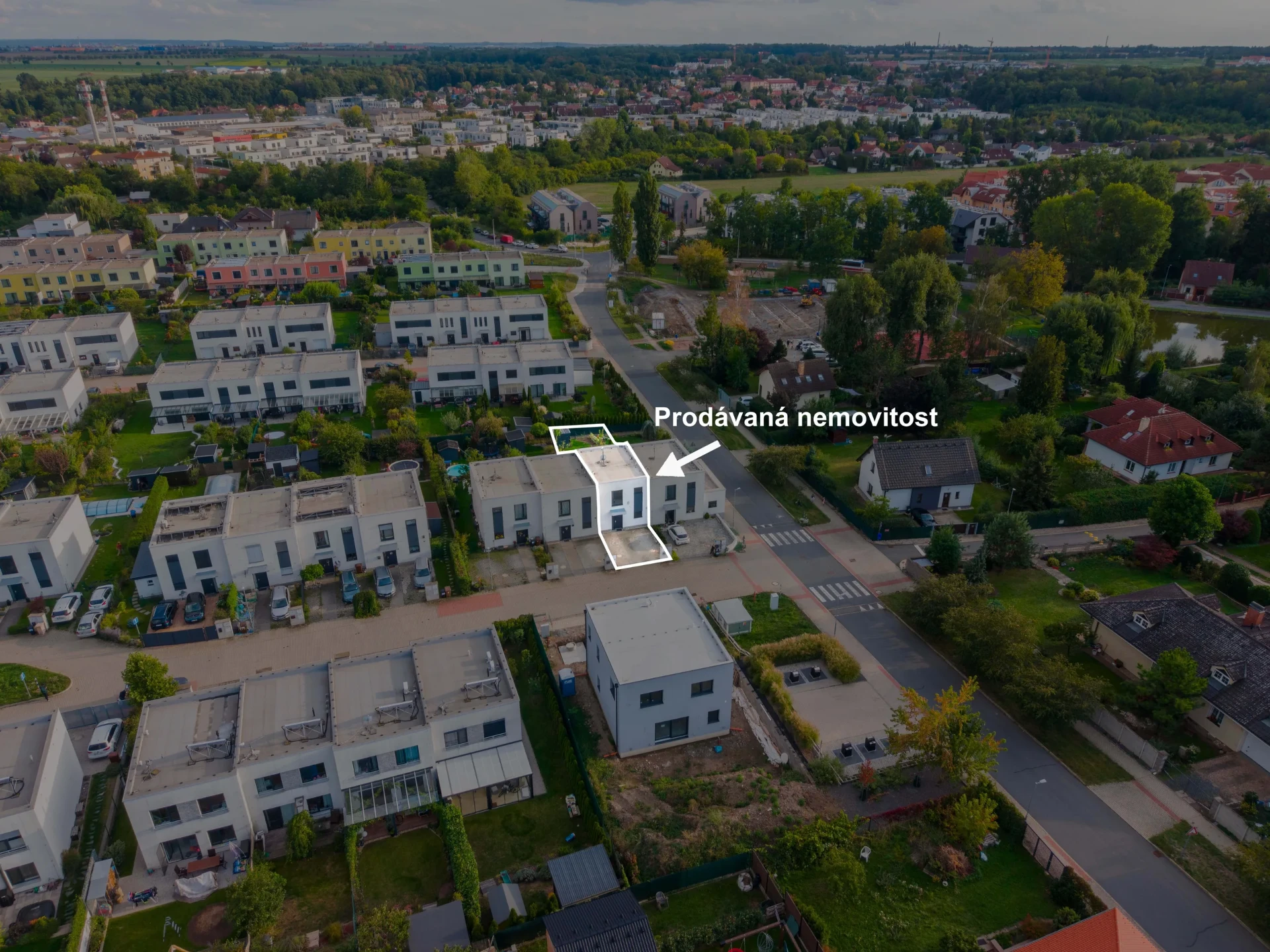 Přezletice u Prahy - RD, dronový pohled na lokalitu